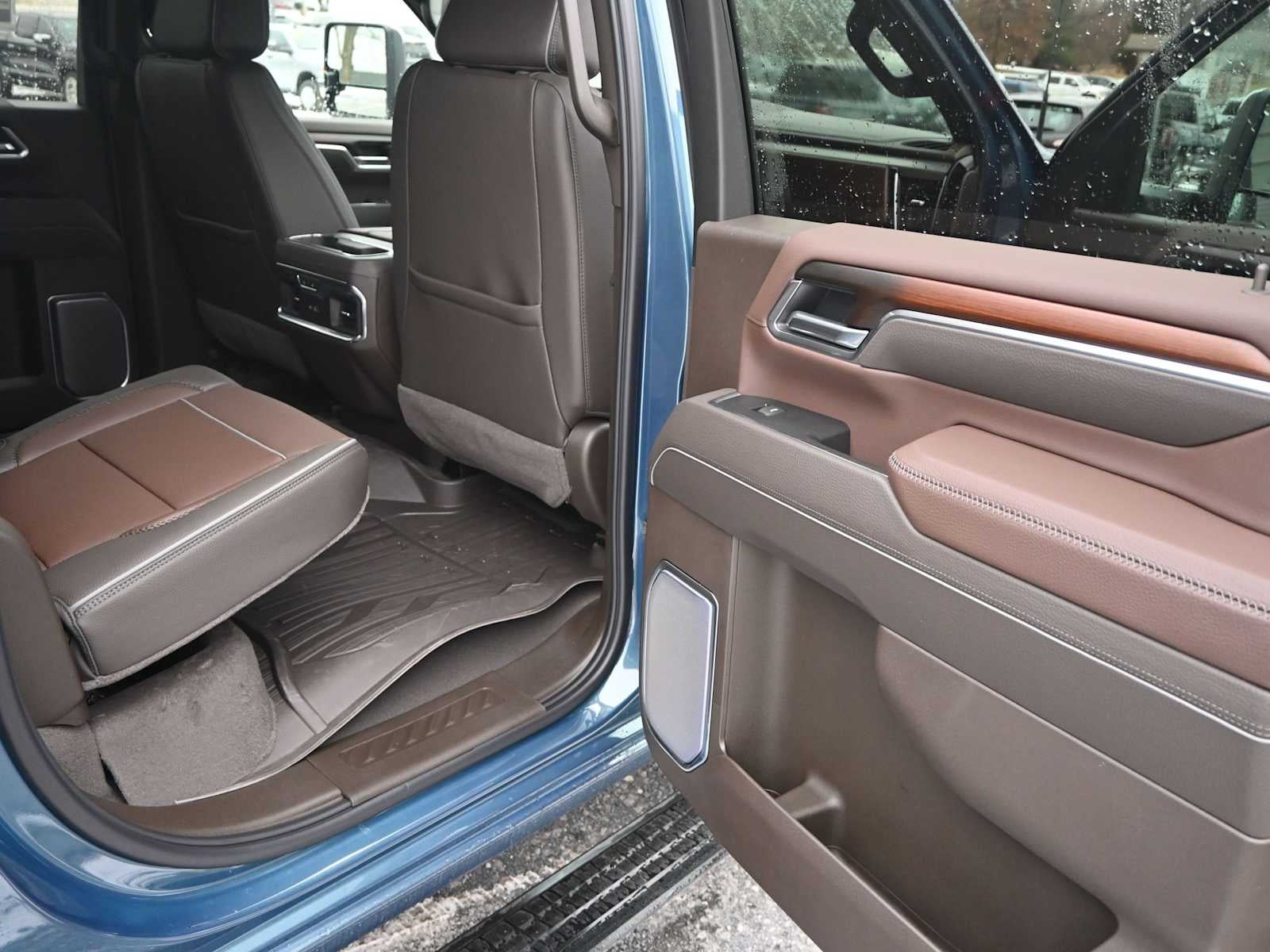 2026 GMC Sierra 3500 HD Denali DRW