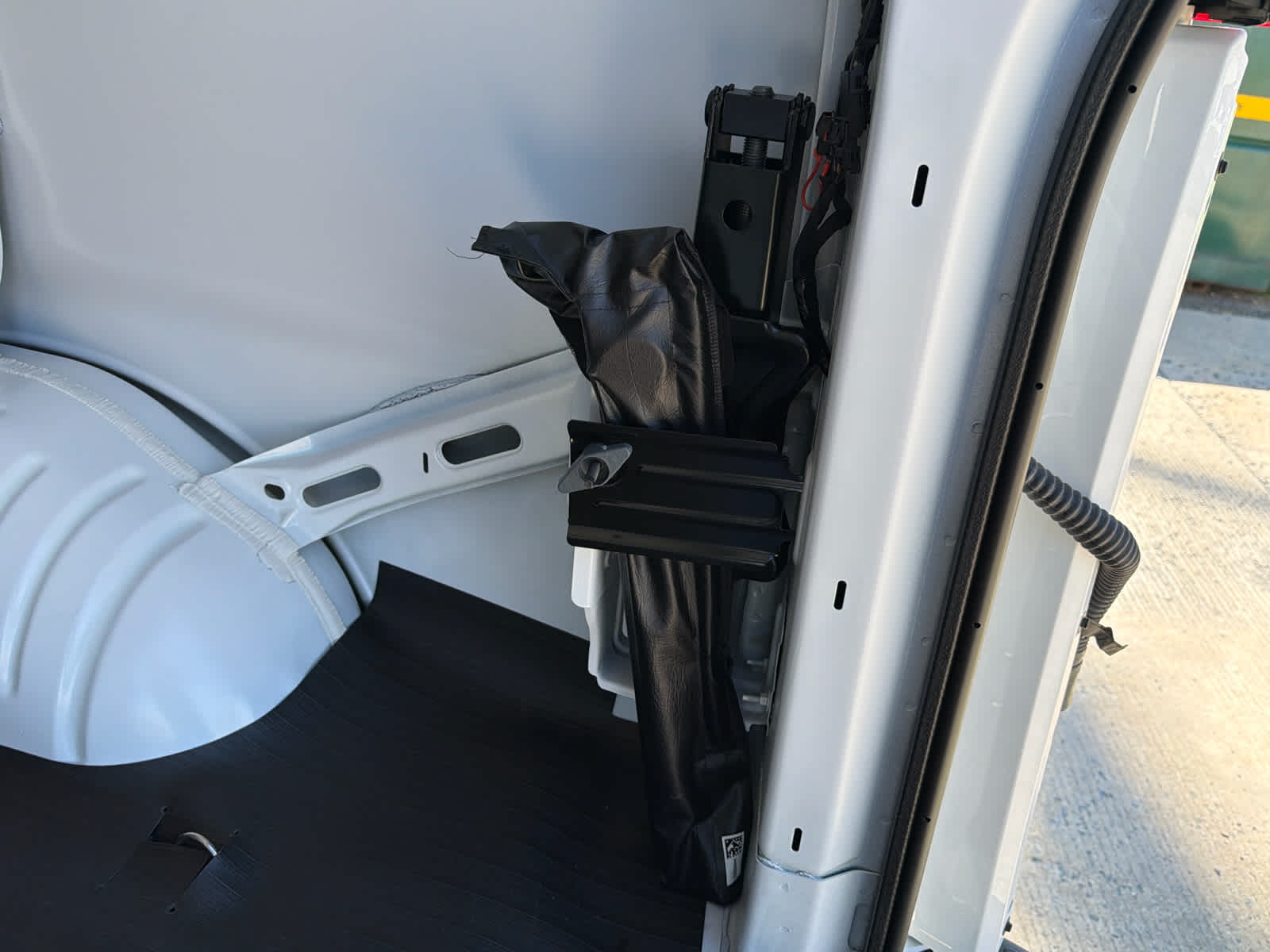 2025 GMC Savana Cargo Work Van