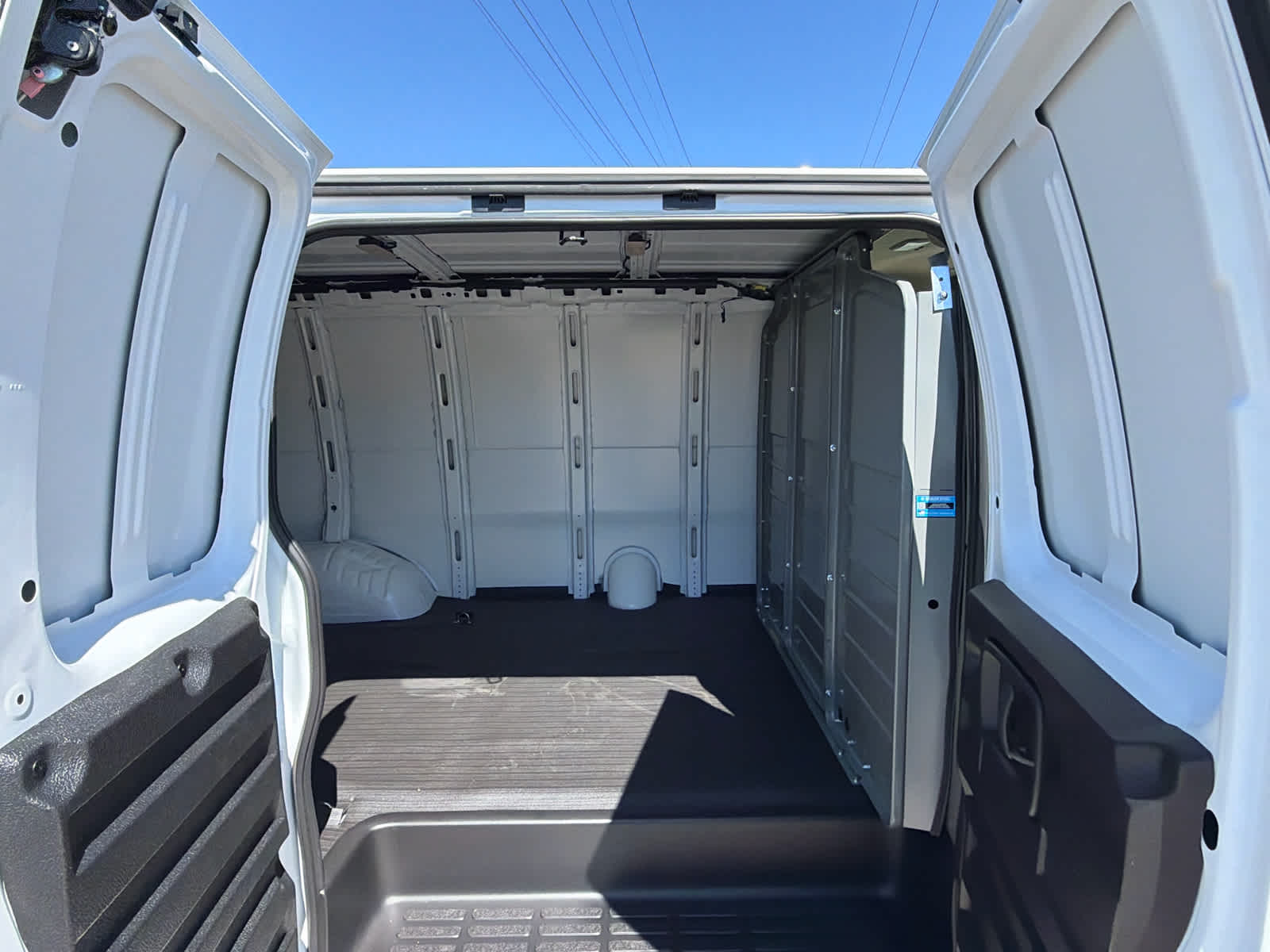 2025 GMC Savana Cargo Work Van