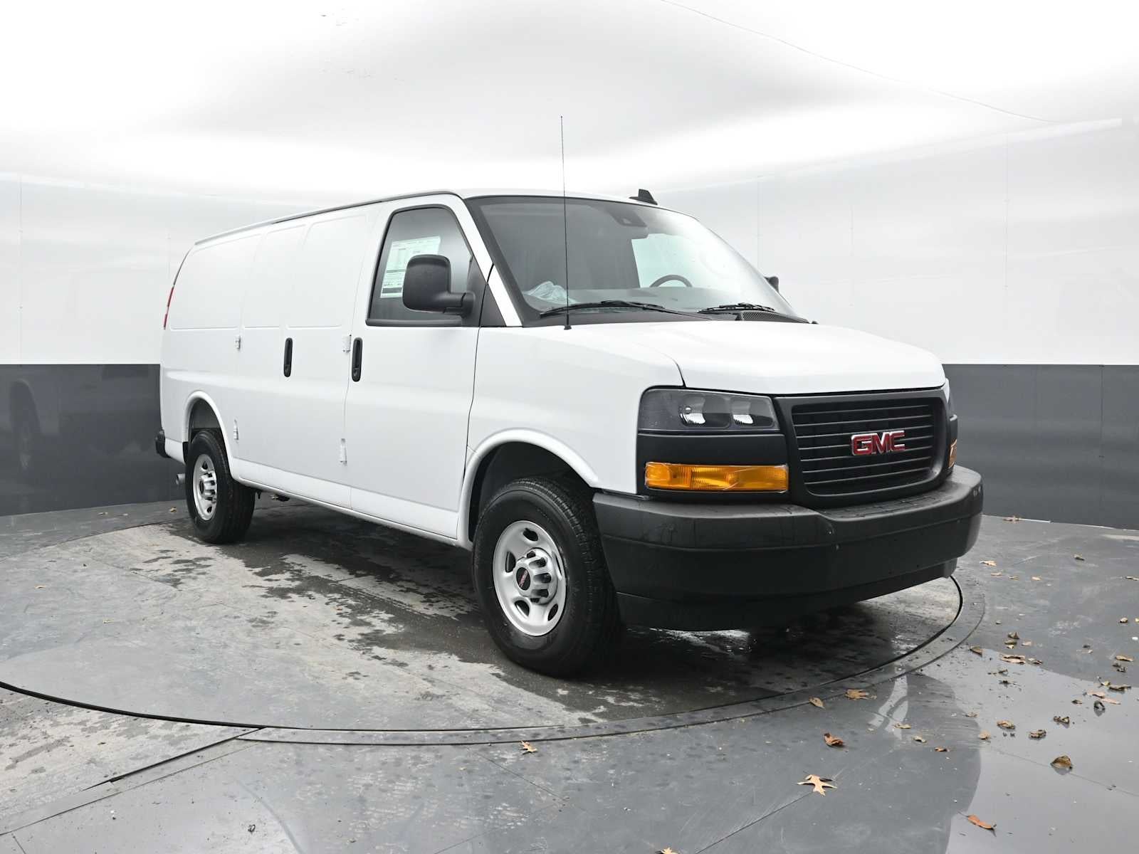 2025 GMC Savana Cargo 2500 Work Van