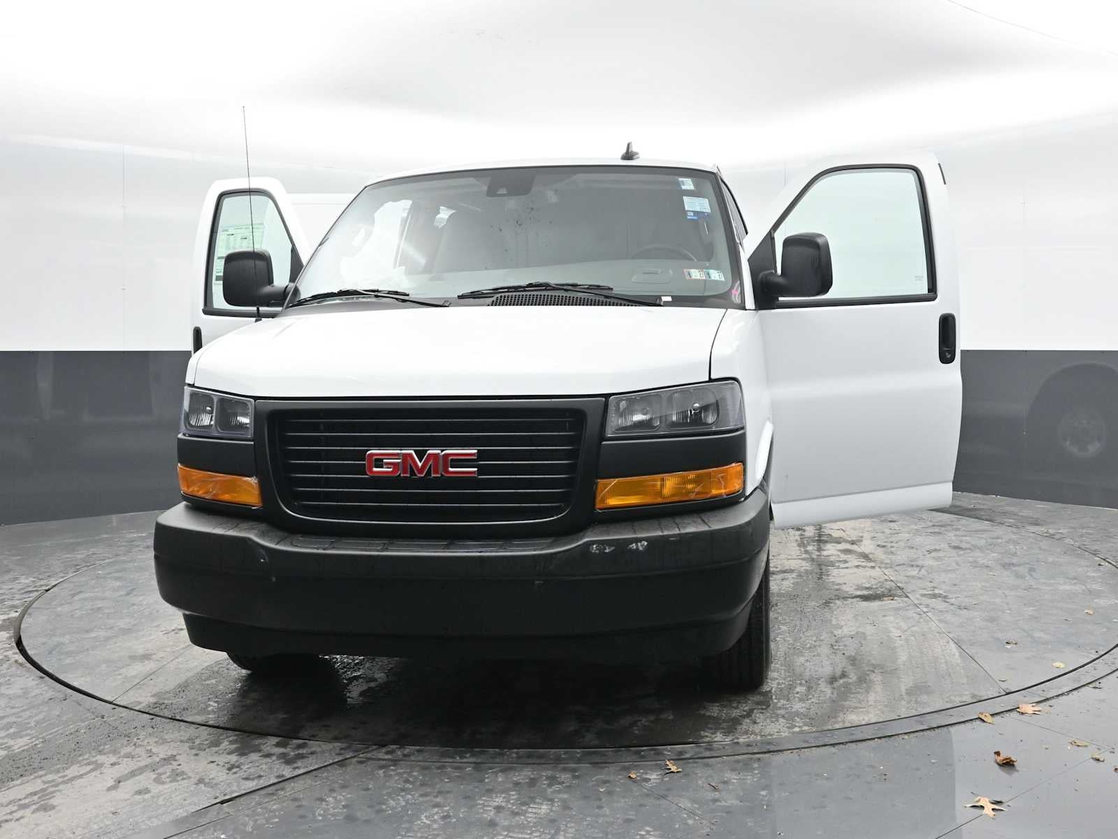 2025 GMC Savana Cargo Work Van