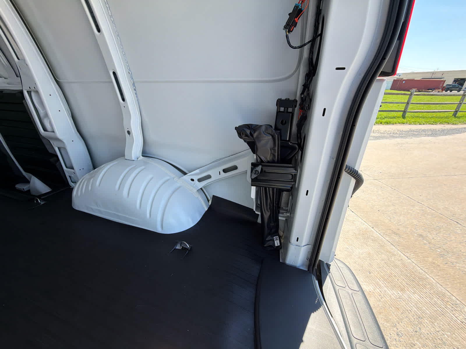 2025 GMC Savana Cargo Work Van