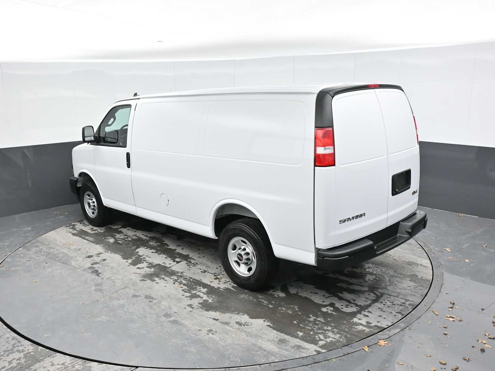 2025 GMC Savana Cargo 2500 Work Van