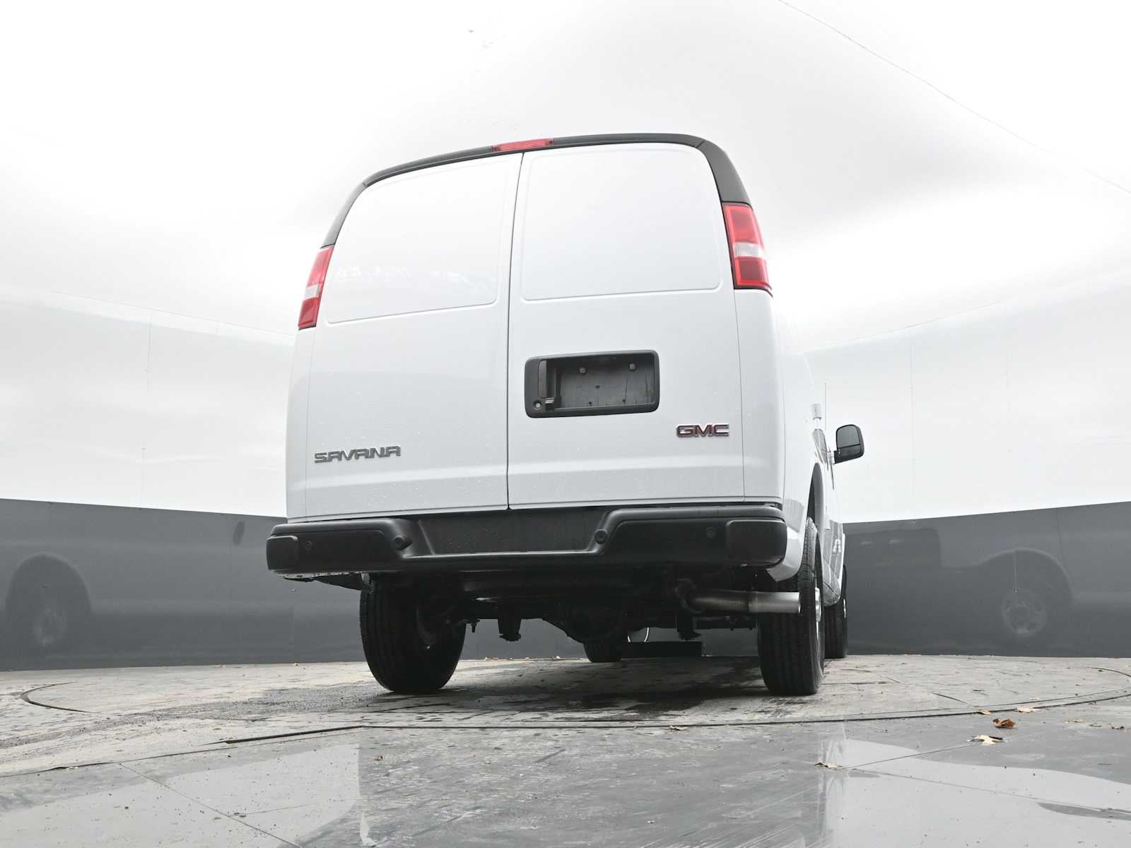 2025 GMC Savana Cargo Work Van
