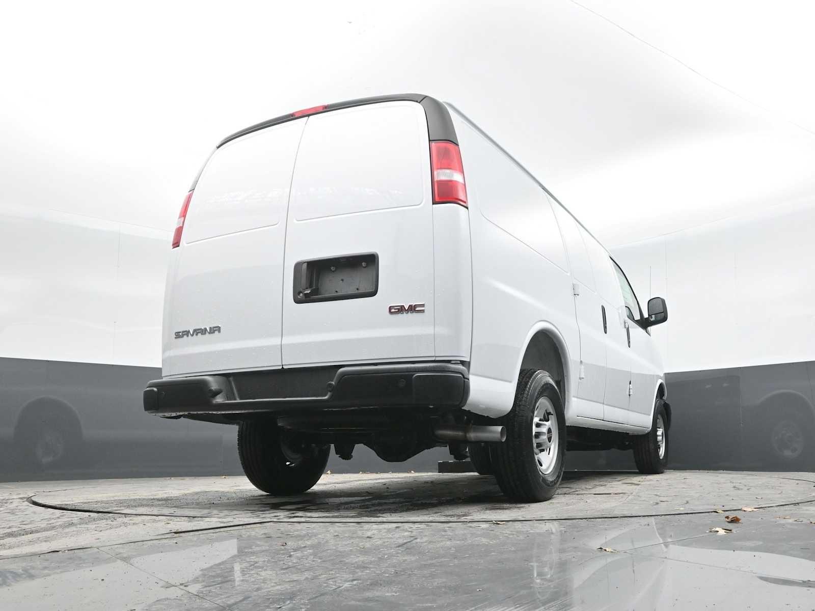 2025 GMC Savana Cargo Work Van
