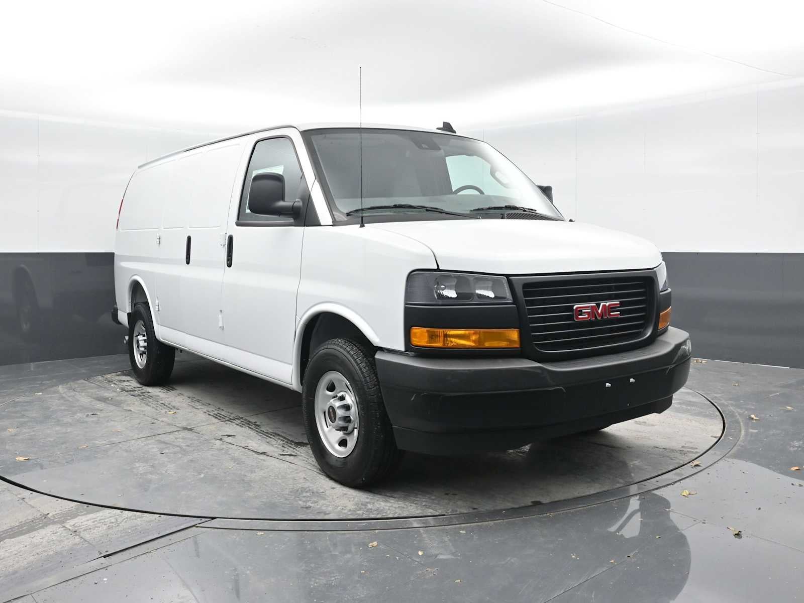 2025 GMC Savana Cargo 2500 Work Van