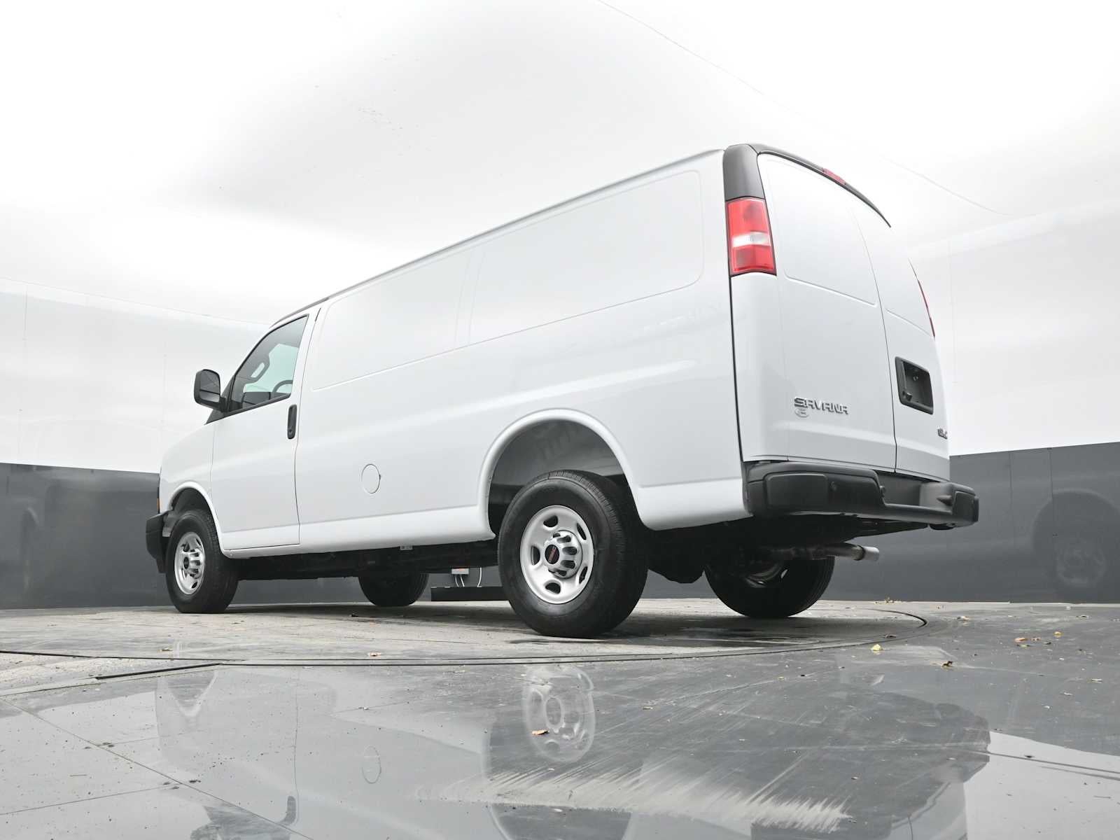 2025 GMC Savana Cargo 2500 Work Van
