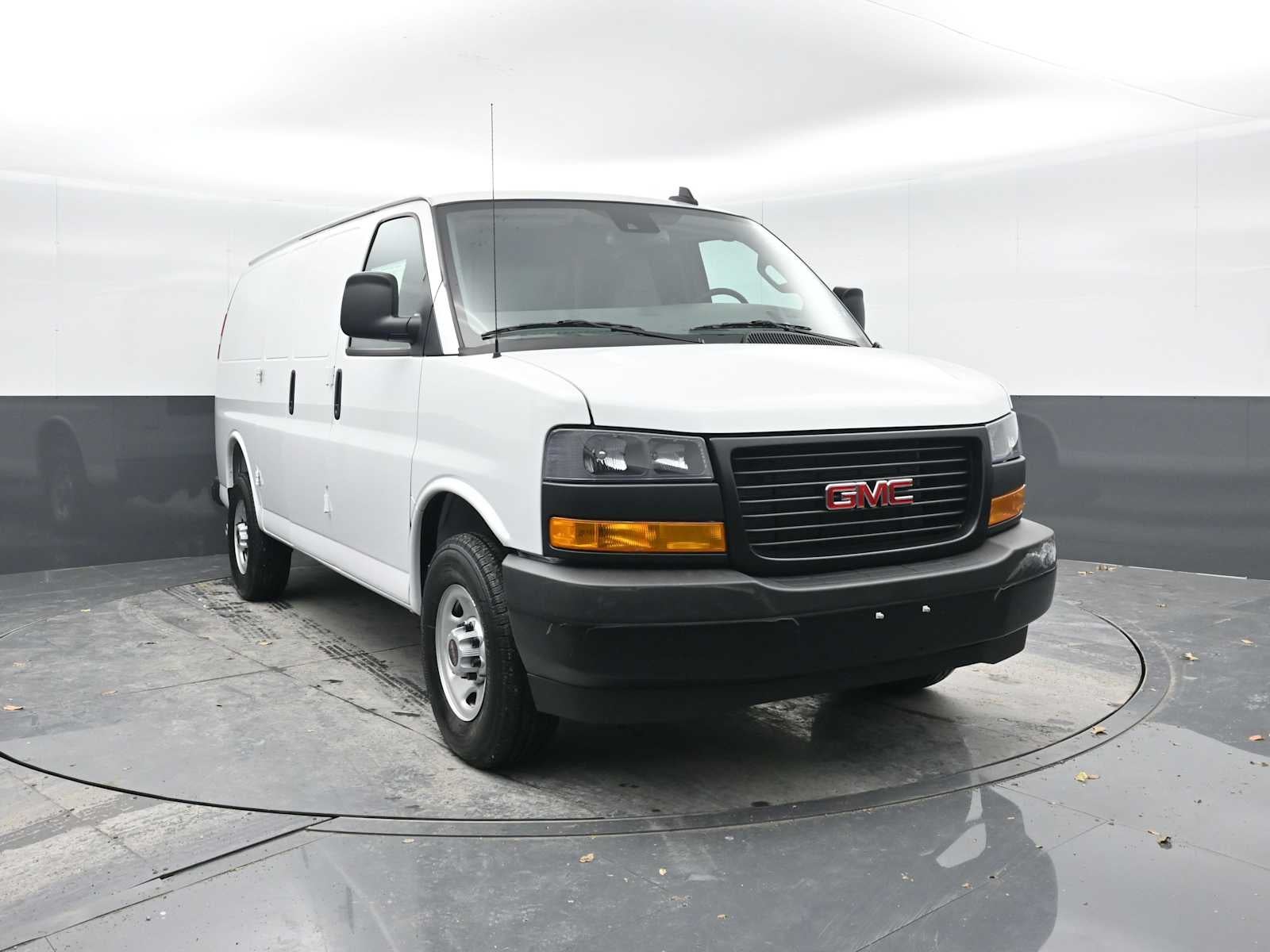 2025 GMC Savana Cargo 2500 Work Van