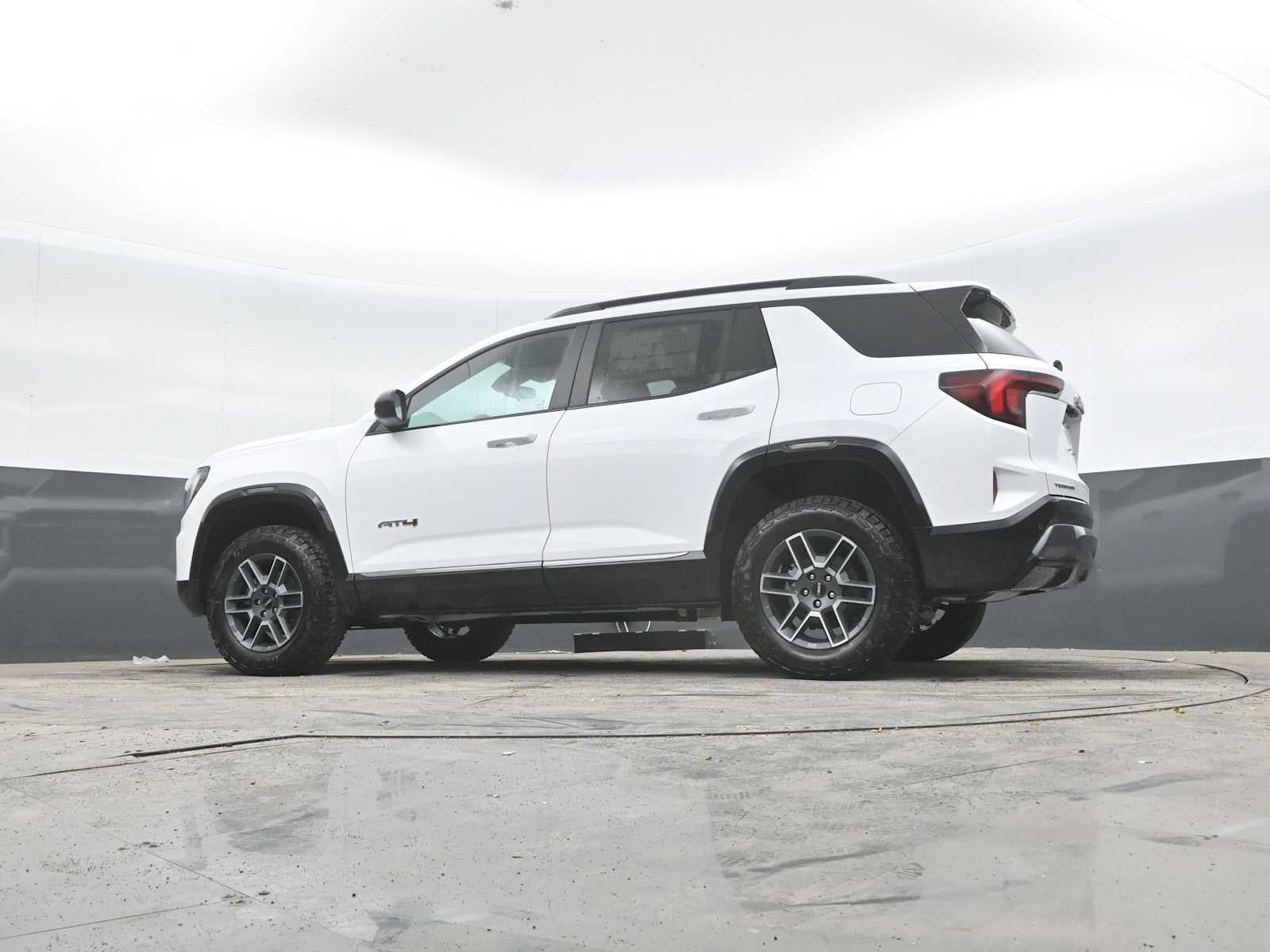 2027 GMC Terrain AWD AT4