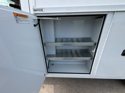 2025 GMC Savana Cutaway 3500 1WT