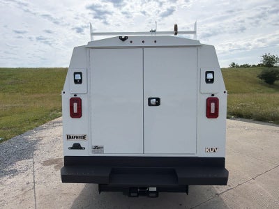 2025 GMC Savana Cutaway 3500 1WT