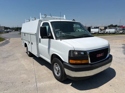 2025 GMC Savana Cutaway 3500 1WT