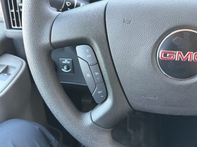 2025 GMC Savana Cutaway 3500 1WT