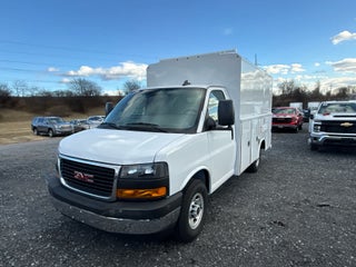 2025 GMC Savana Cutaway 3500 1WT