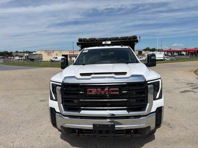2026 GMC Sierra 3500 HD Chassis Cab Pro