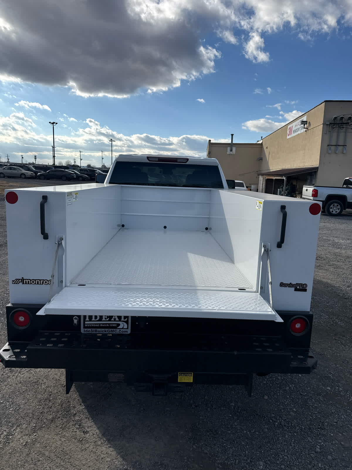 2025 GMC Sierra 2500 HD Pro