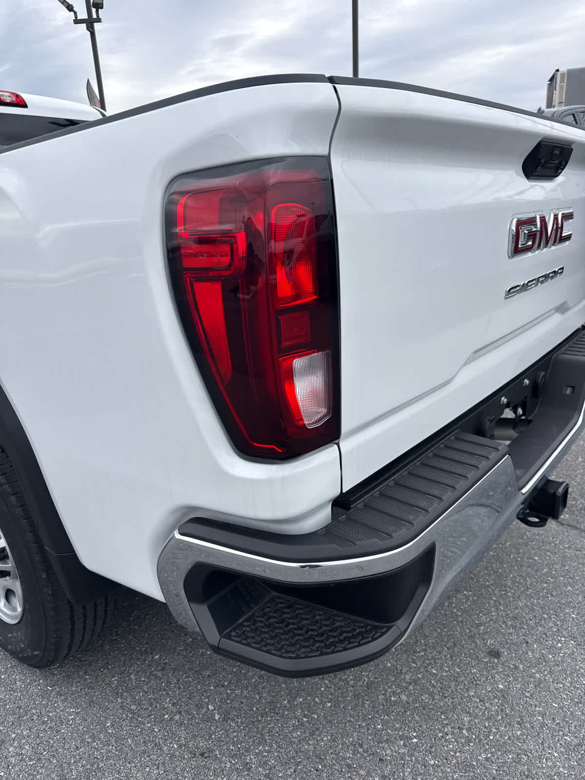 2024 GMC Sierra 2500 HD Pro