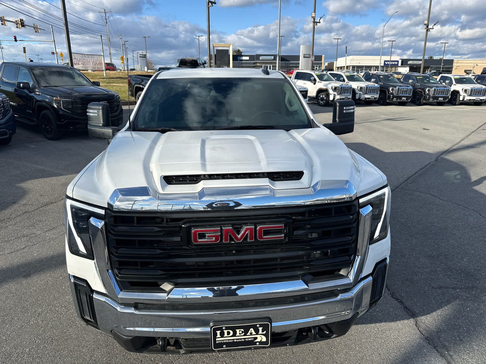 2024 GMC Sierra 2500 HD Pro