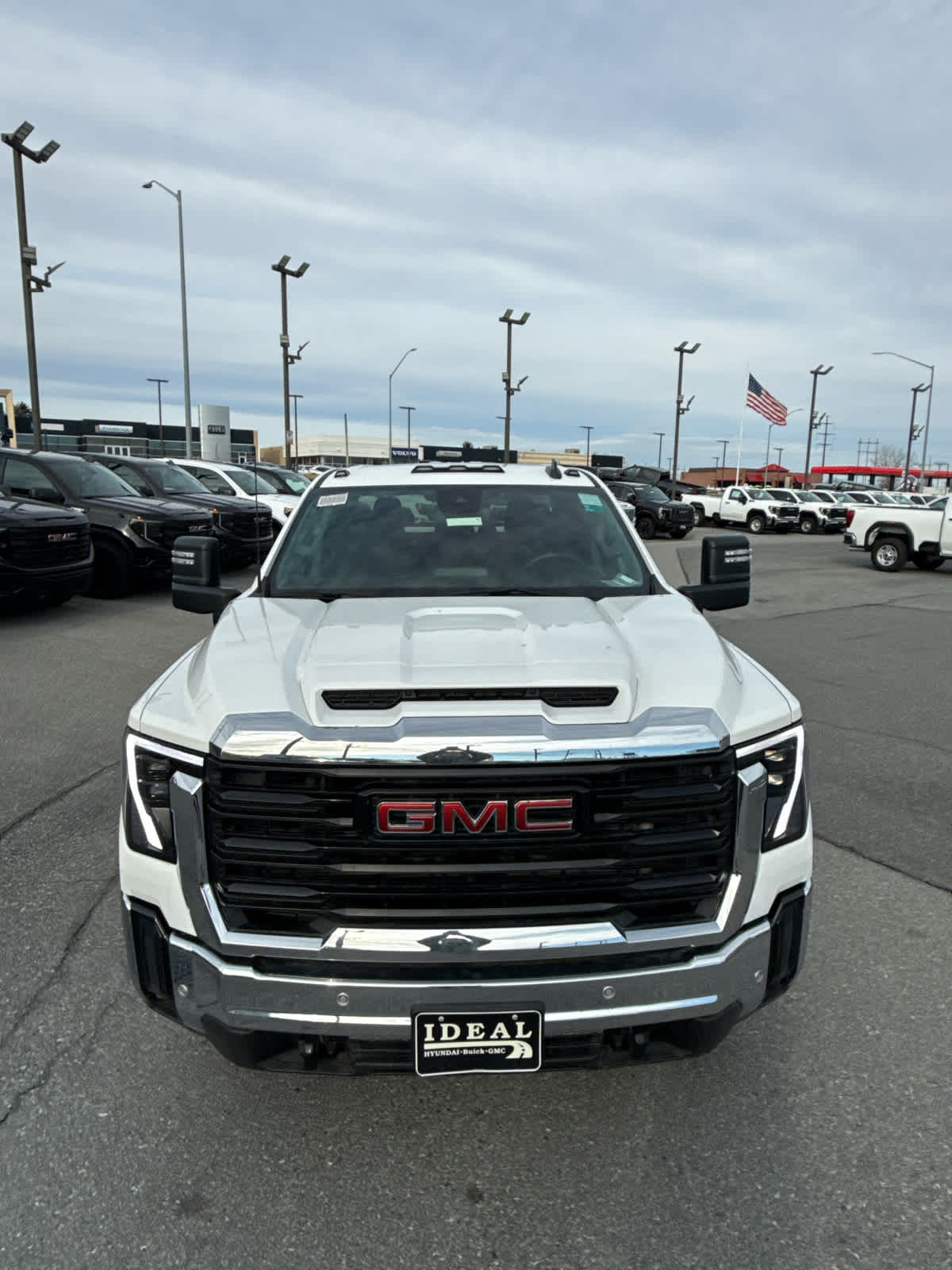 2025 GMC Sierra 2500 HD Pro