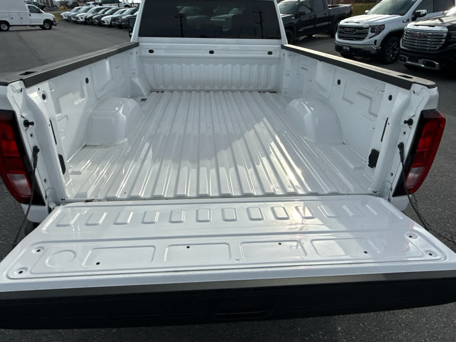 2025 GMC Sierra 2500 HD Pro