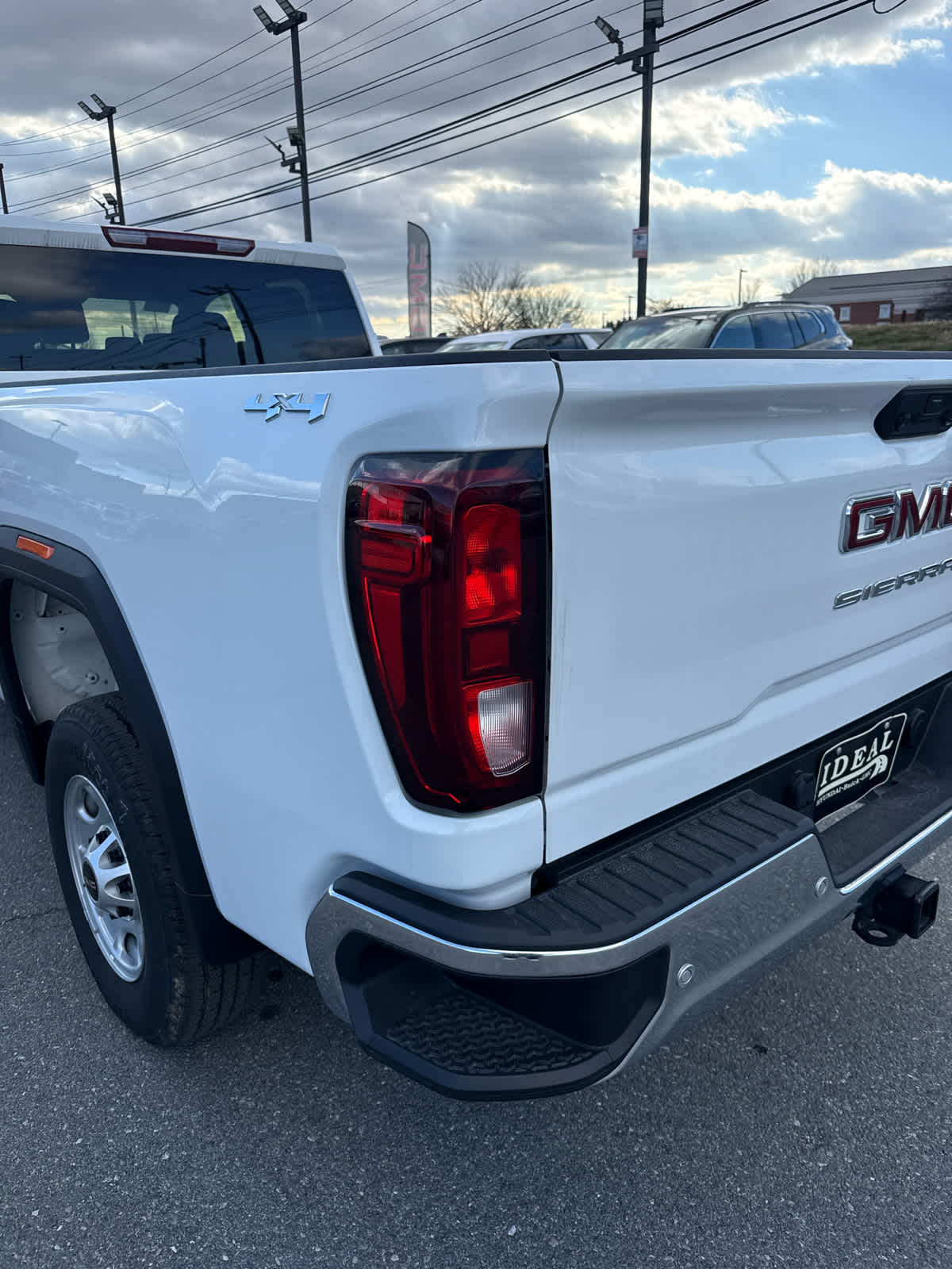 2025 GMC Sierra 2500 HD Pro
