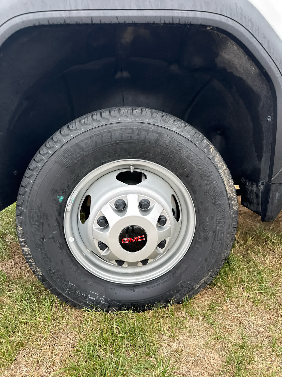 2023 GMC Sierra 3500 HD Pro