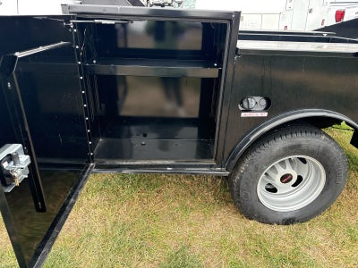 2023 GMC Sierra 3500 HD Pro