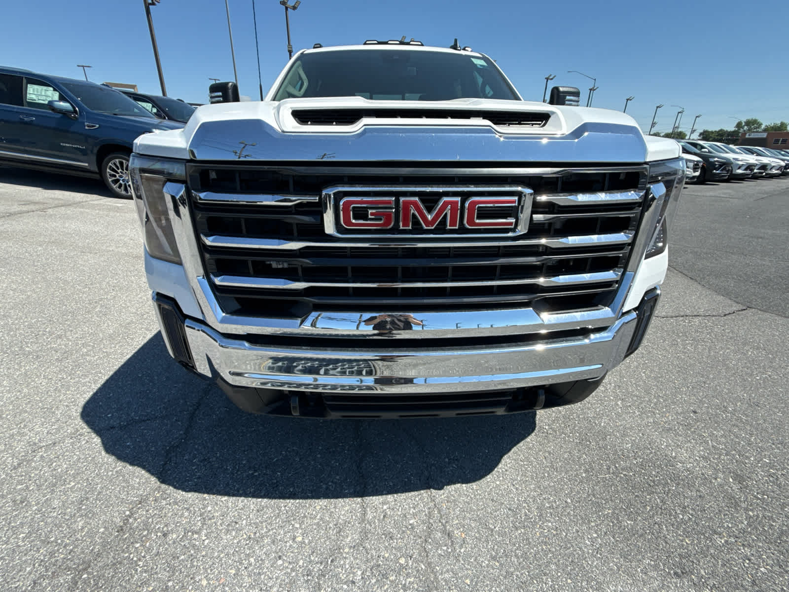 2026 GMC Sierra 2500 HD SLE