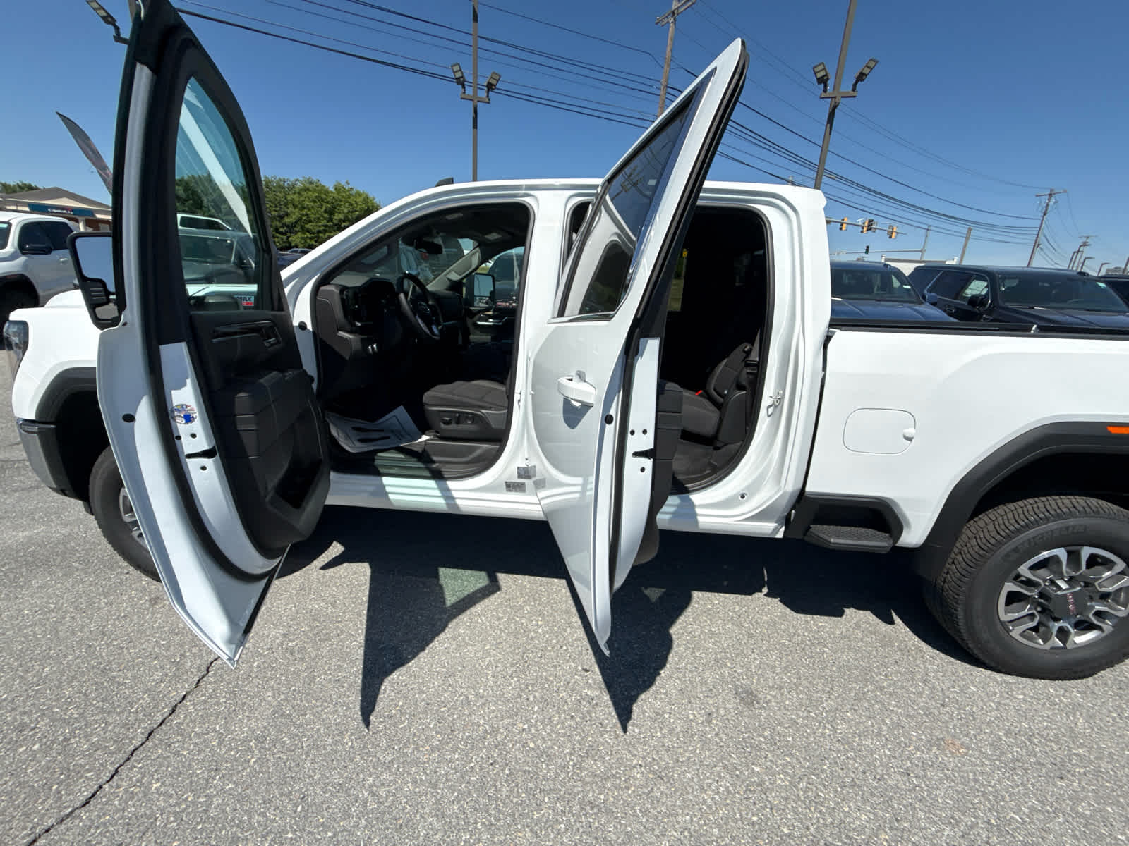 2026 GMC Sierra 2500 HD SLE