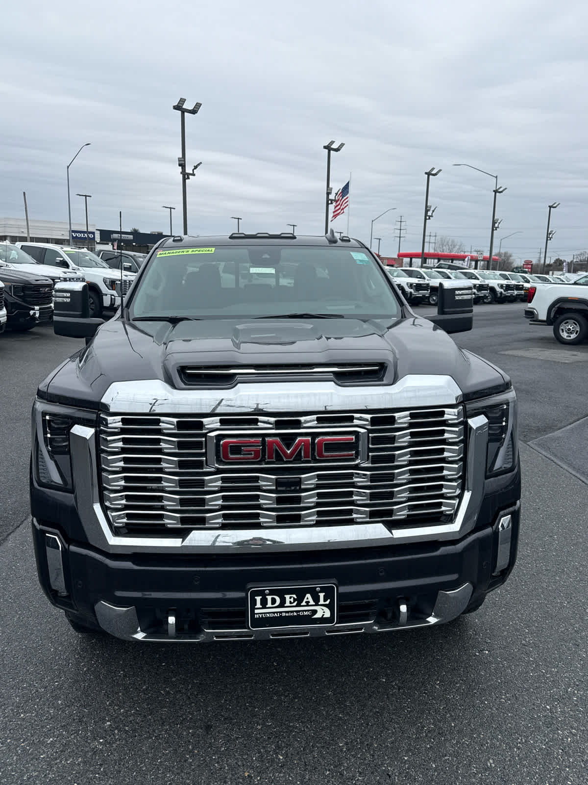 2025 GMC Sierra 2500 HD Denali