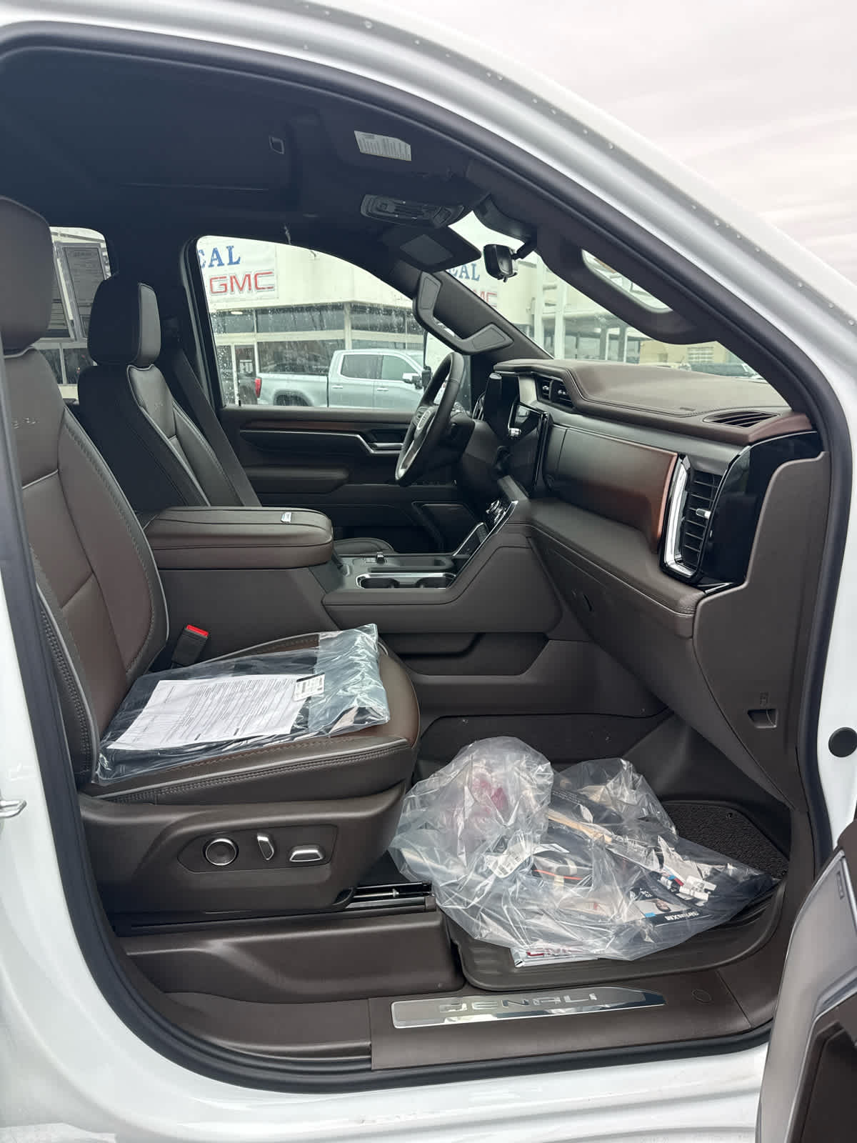 2025 GMC Sierra 2500 HD Denali