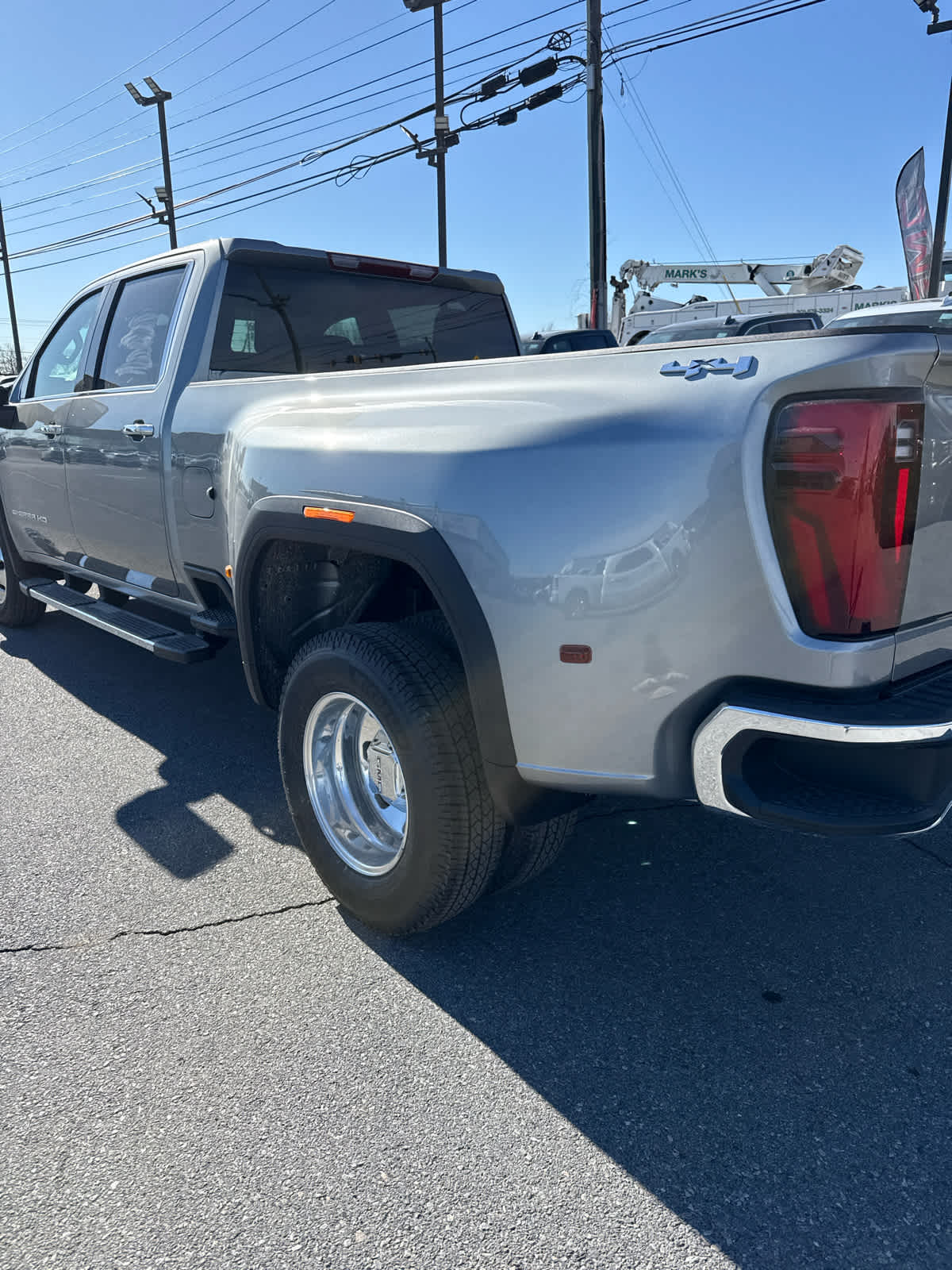2026 GMC Sierra 3500 HD SLT DRW