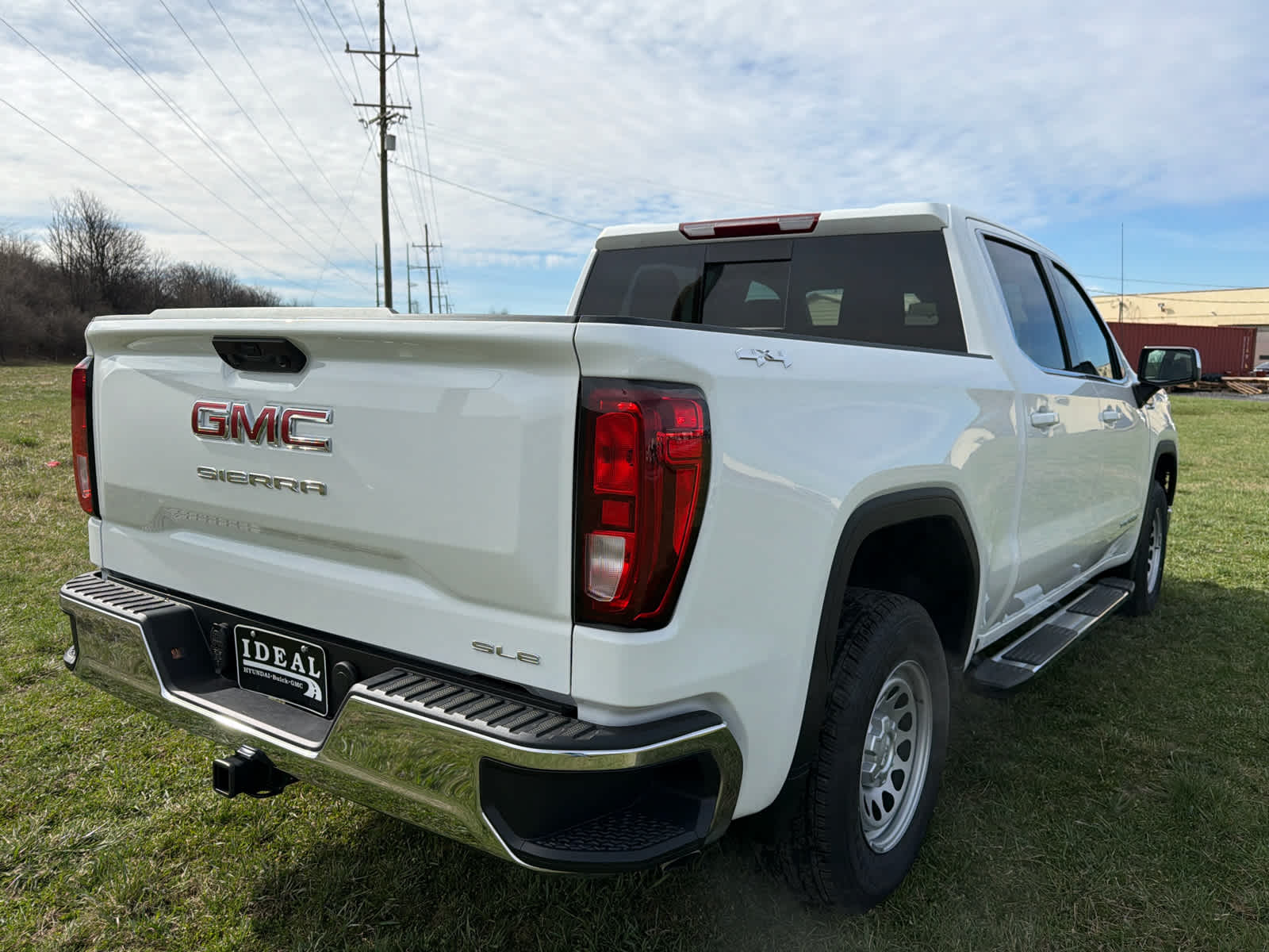 2026 GMC Sierra 1500 SLE