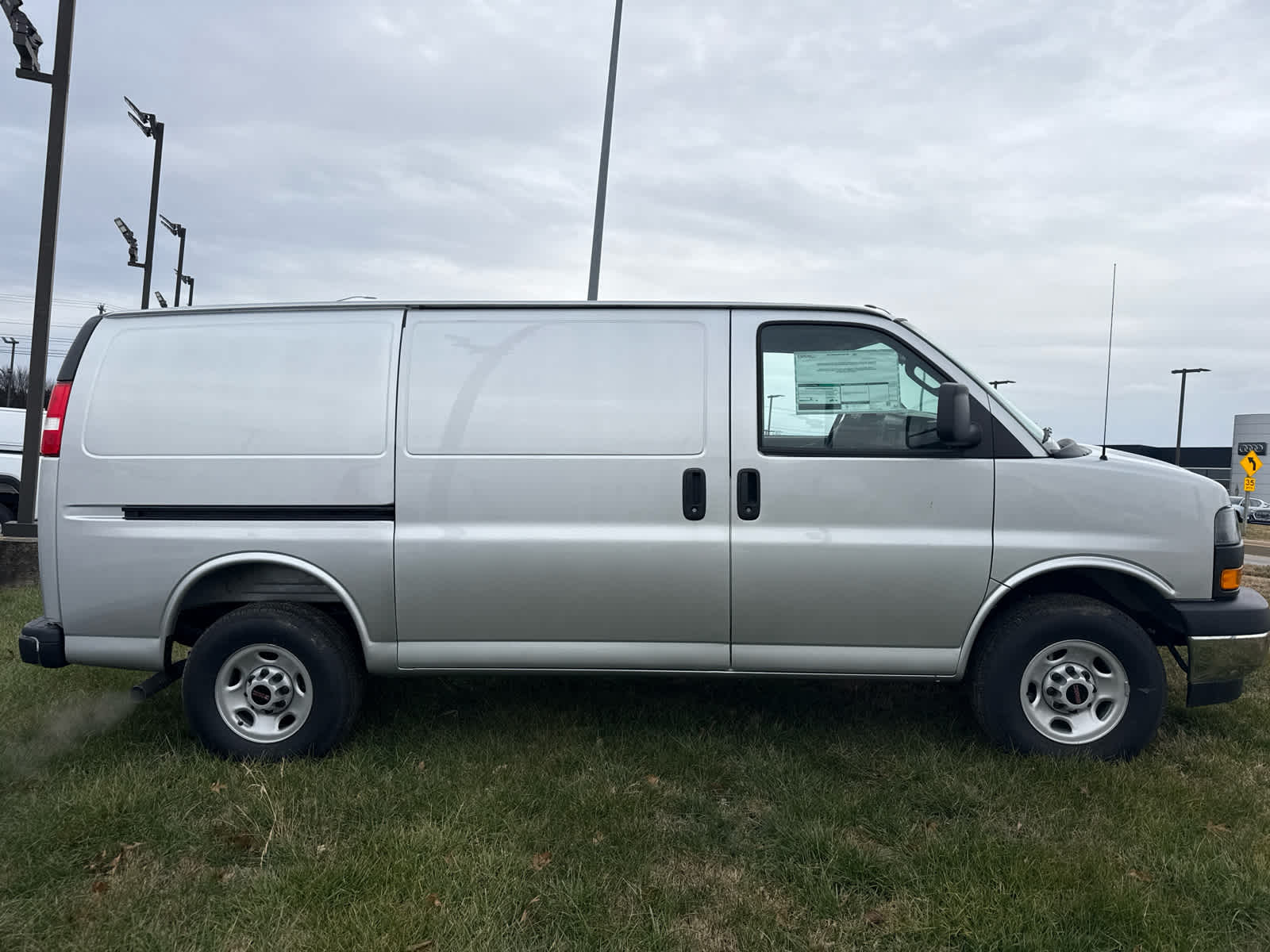 2025 GMC Savana Cargo 2500 Work Van