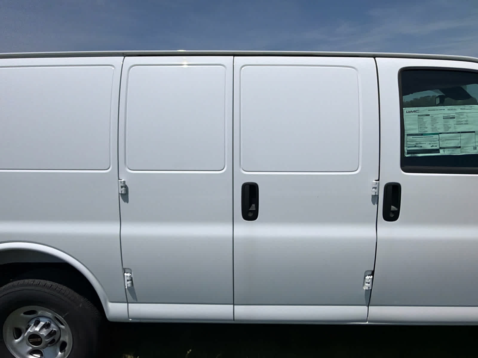 2025 GMC Savana Cargo Work Van
