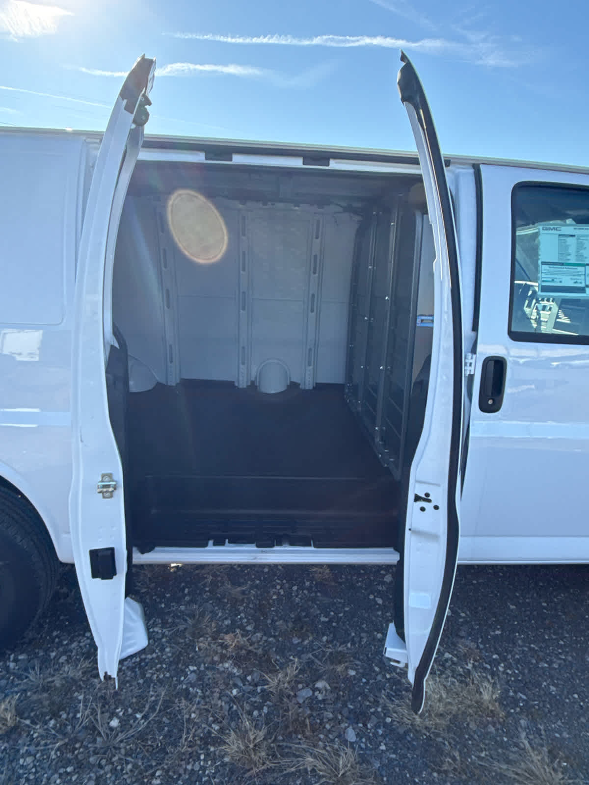 2025 GMC Savana Cargo 2500 Work Van