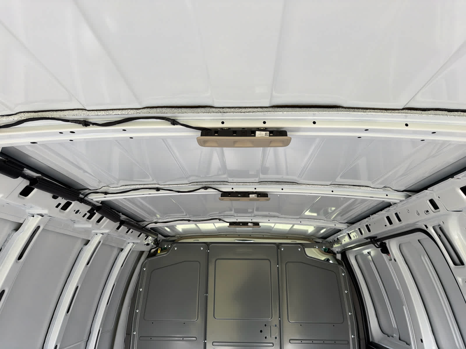 2025 GMC Savana Cargo Work Van