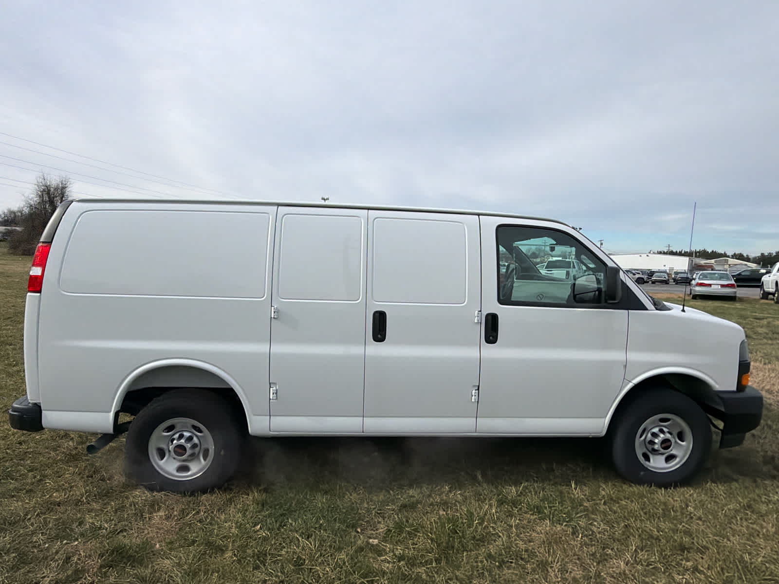 2025 GMC Savana Cargo Work Van