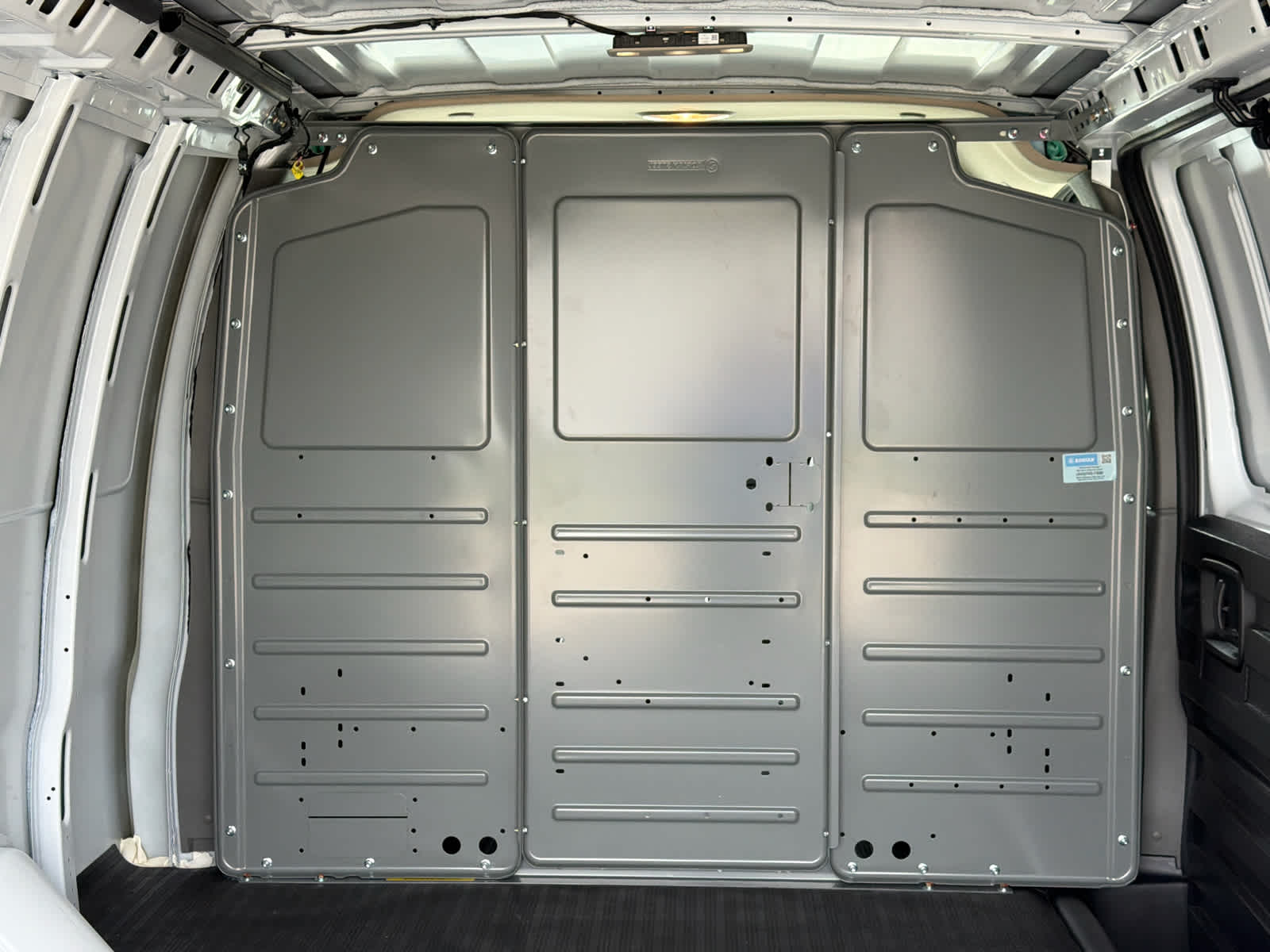 2025 GMC Savana Cargo Work Van