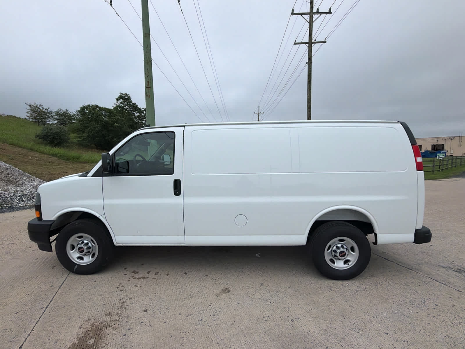 2025 GMC Savana Cargo Work Van