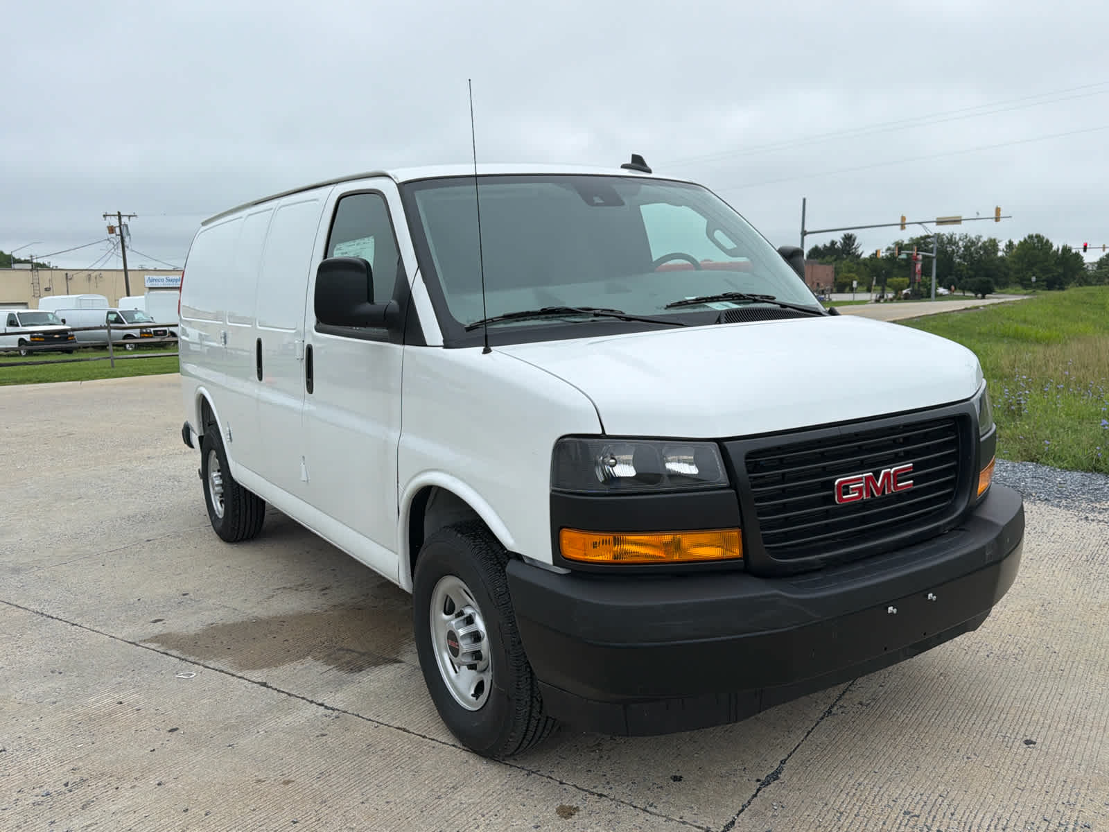 2025 GMC Savana Cargo Work Van