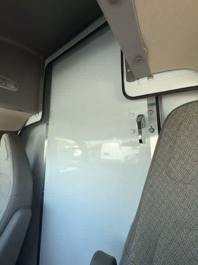 2025 GMC Savana Cutaway 3500 1WT