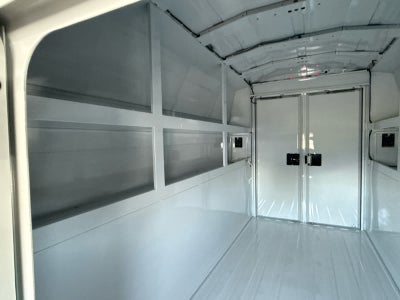 2025 GMC Savana Cutaway 3500 1WT