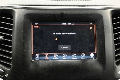 2020 Jeep Cherokee Altitude