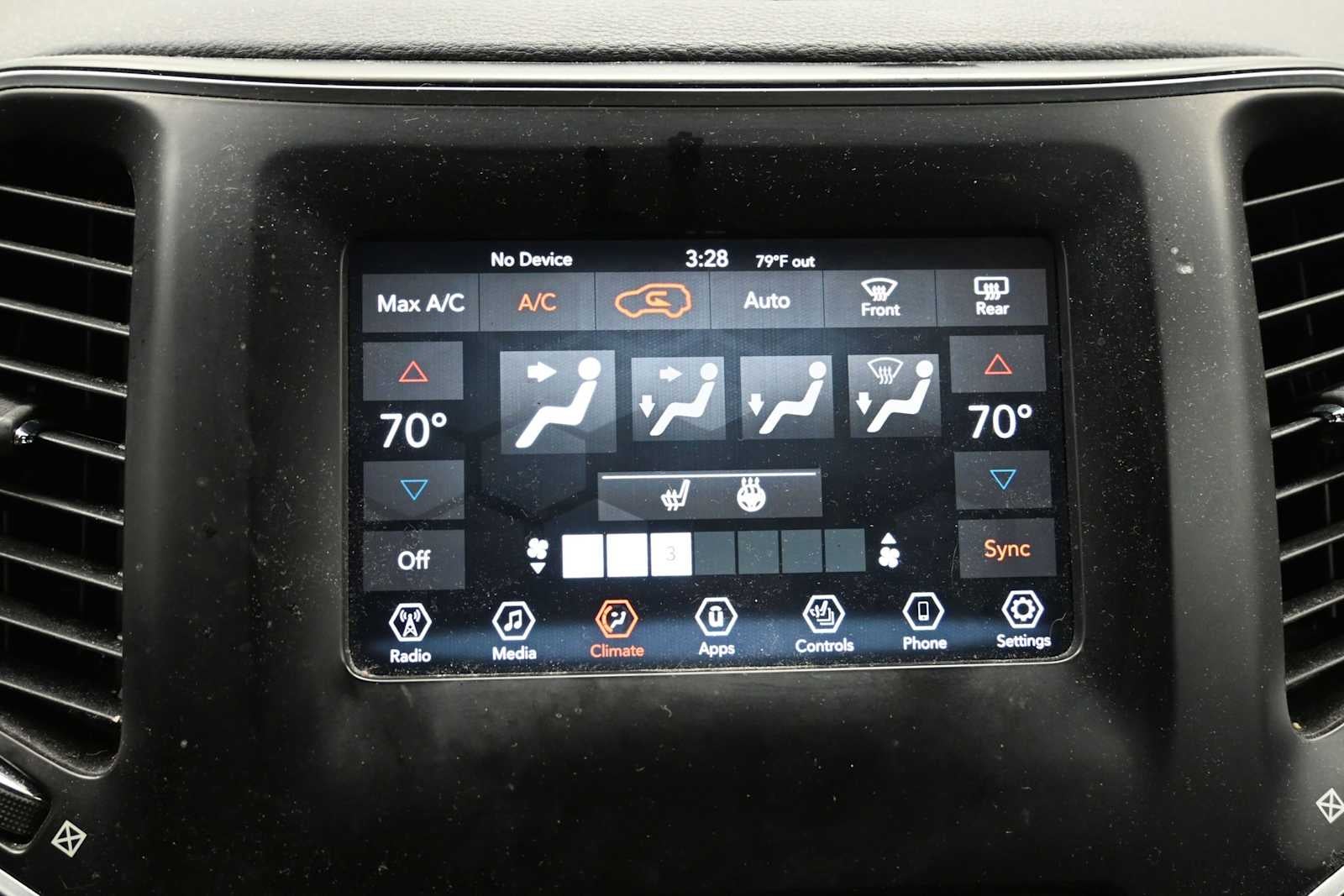 2020 Jeep Cherokee Altitude