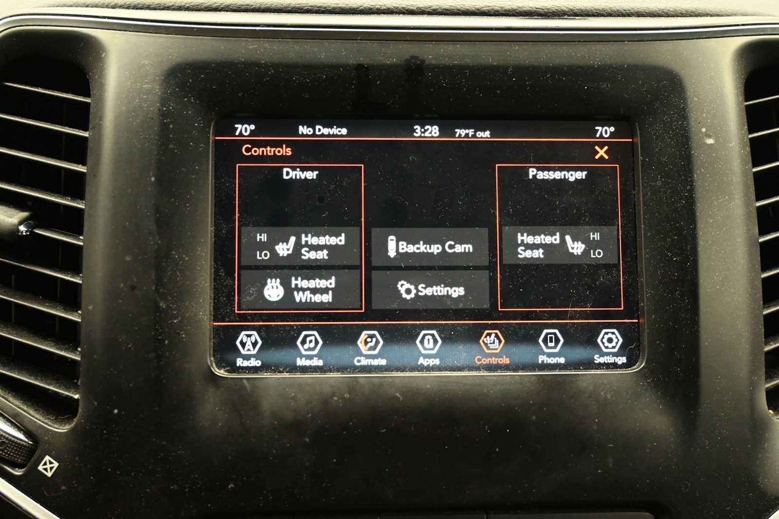 2020 Jeep Cherokee Altitude