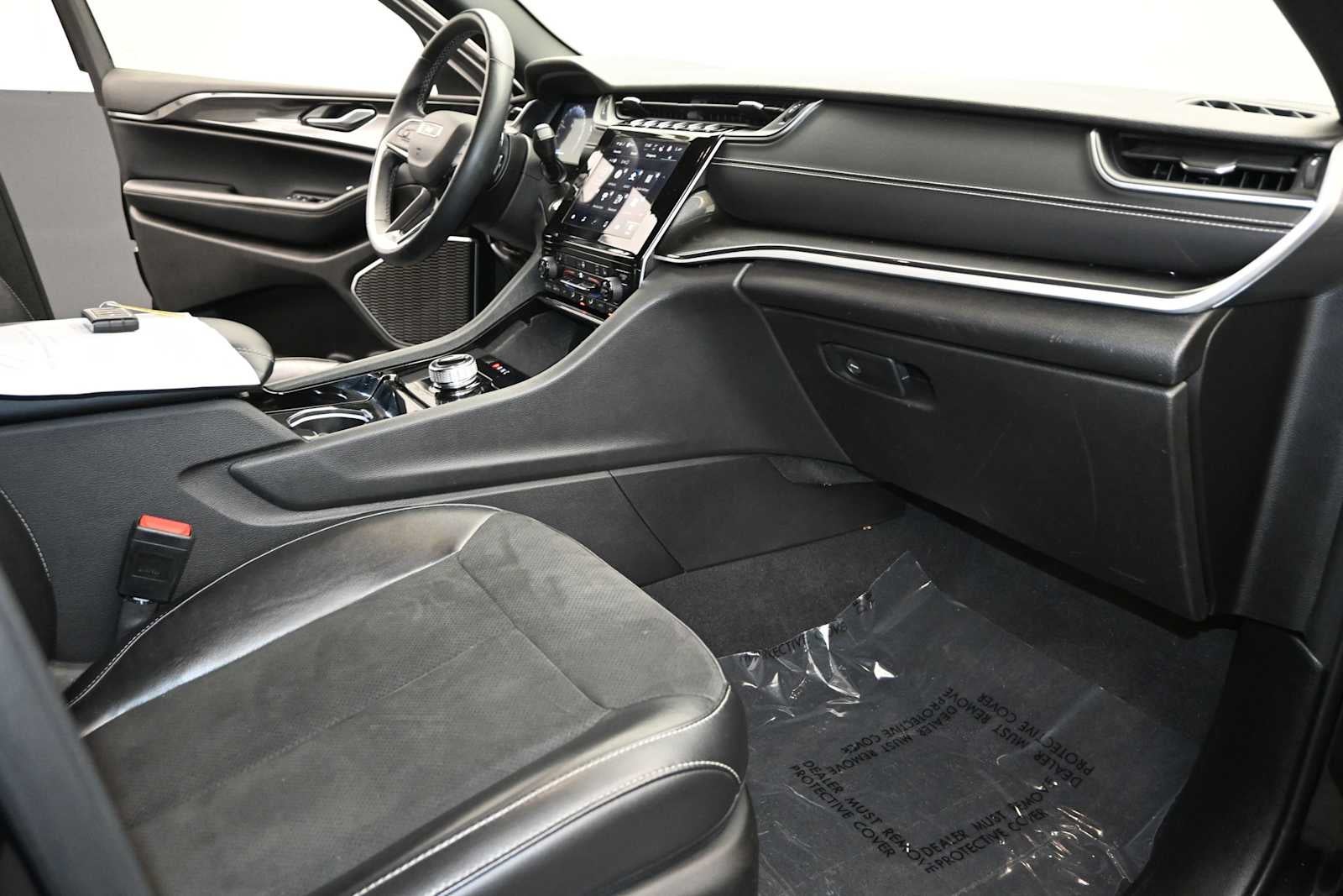 2022 Jeep Grand Cherokee L Altitude