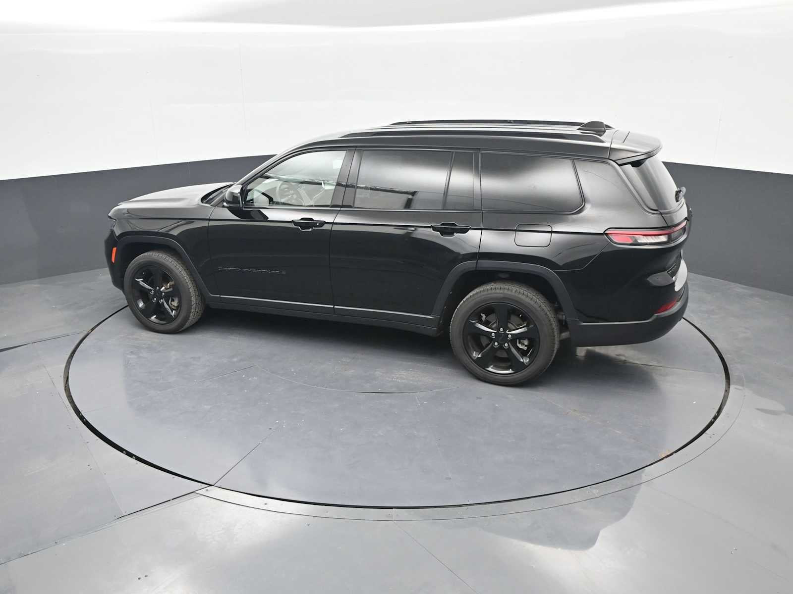 2022 Jeep Grand Cherokee L Altitude