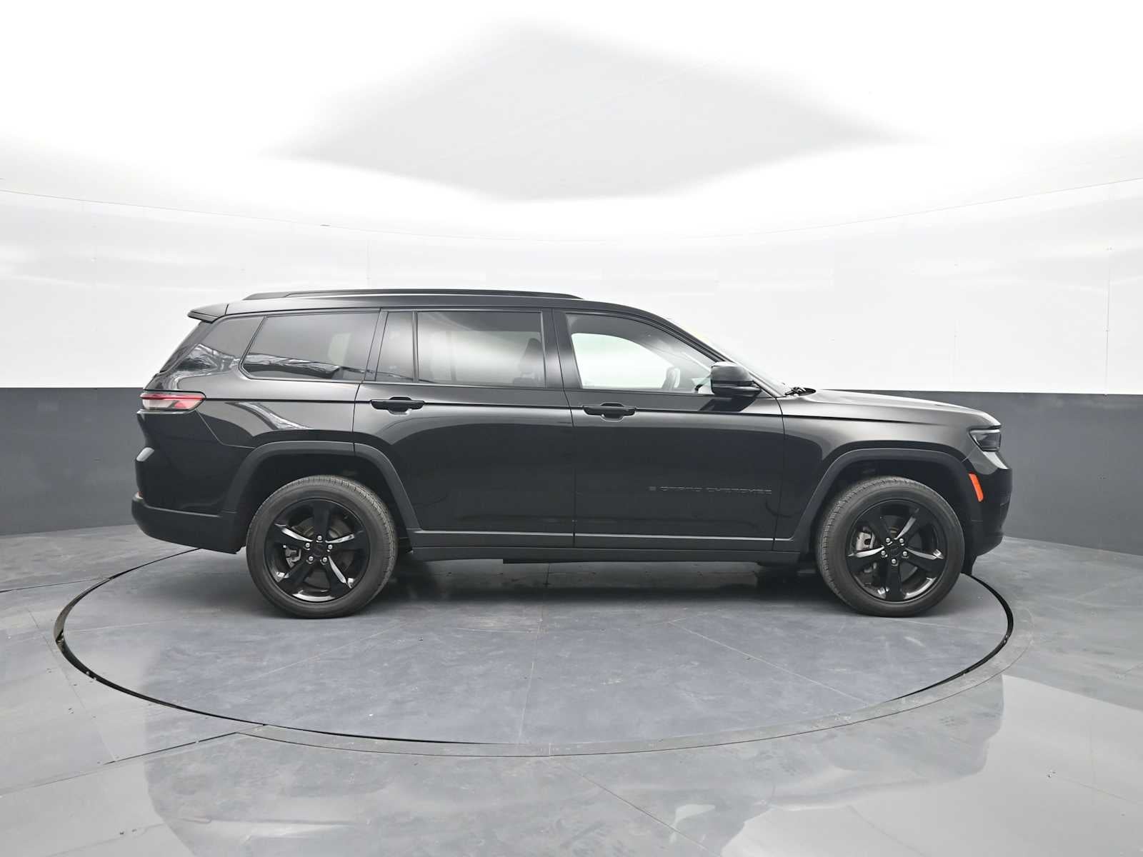 2022 Jeep Grand Cherokee L Altitude