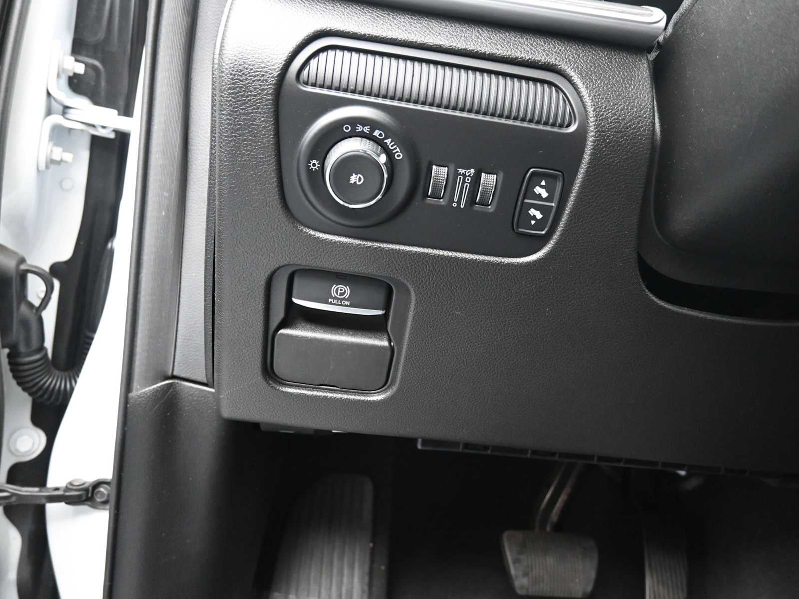 2023 Jeep Wagoneer L Series III